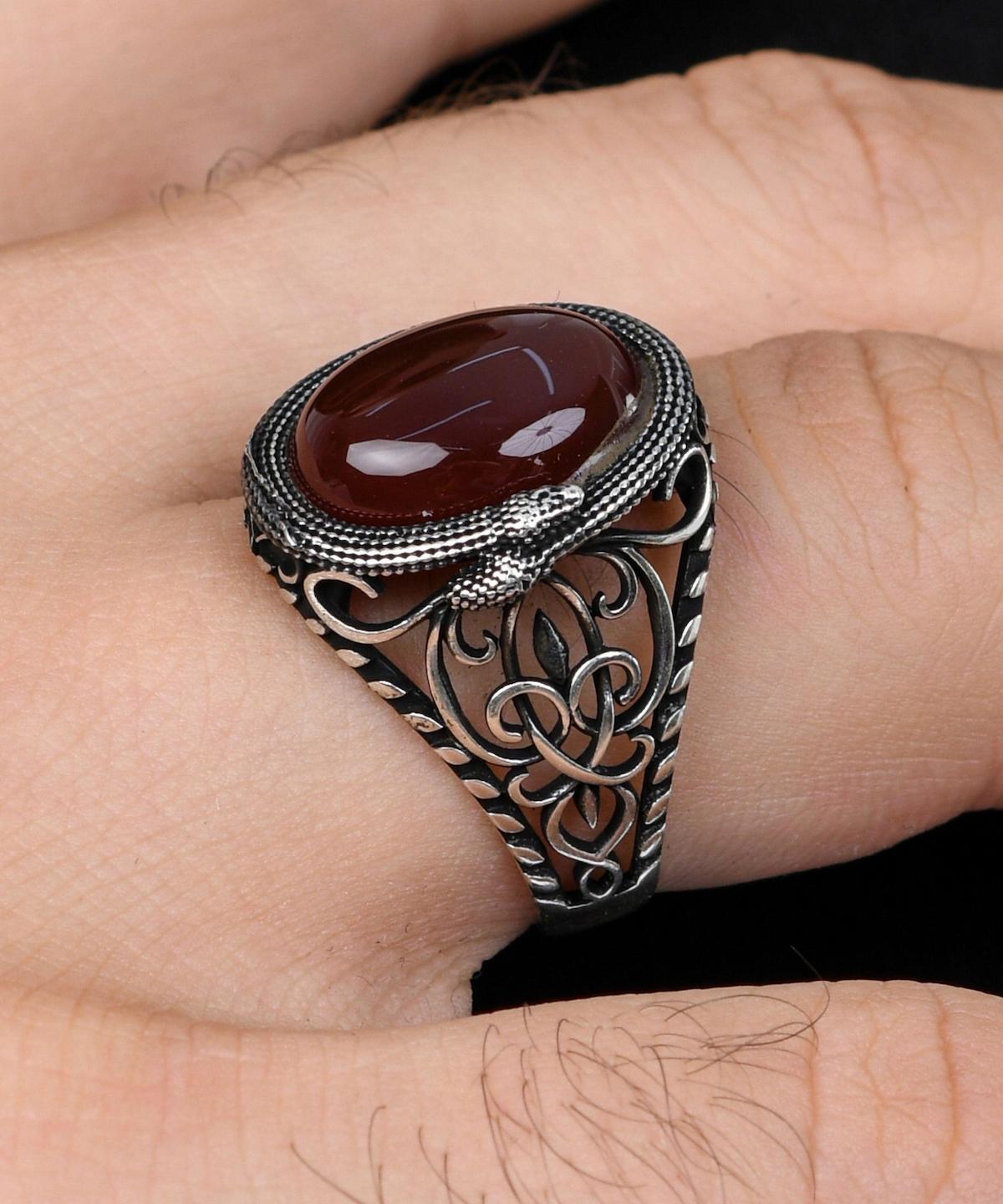 Prestige Gümüş Akik Taşlı 925 Ayar Yılan Gümüş Yüzük