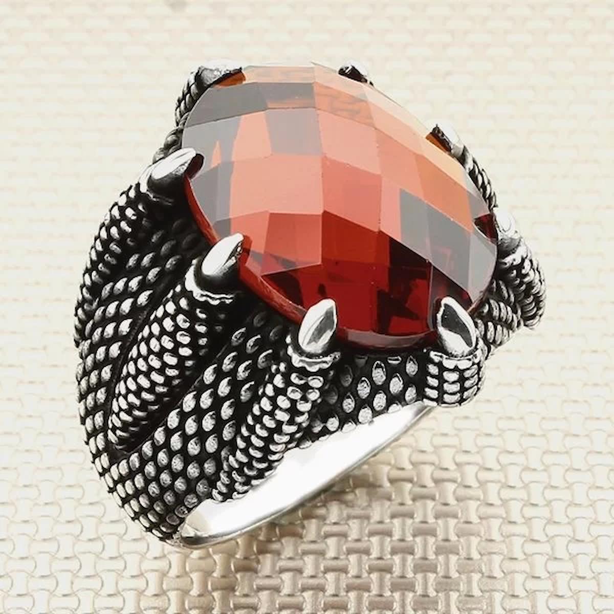 İpek Silver Kırmızı Zirkon Taşlı 925 Ayar Pençe Gümüş Yüzük