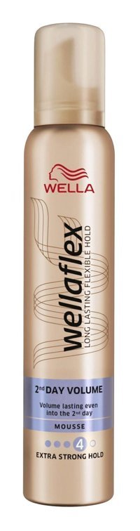 Wella Wellaflex 2nd Day Volume Extra Strong Normal Saçlar İçin Şekillendirici Hacim Veren Saç Köpüğü 200 ml