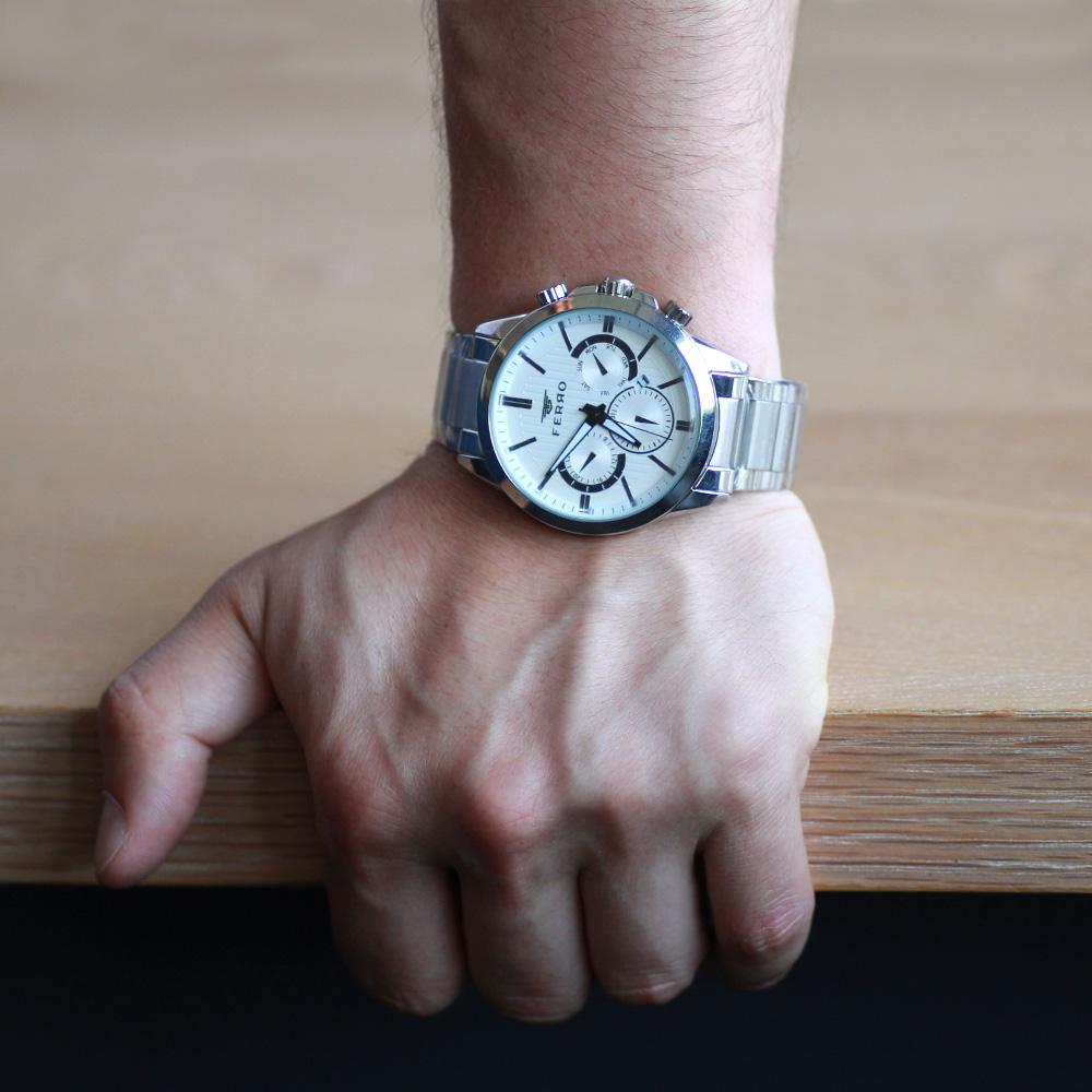 Ferro TH-F1890AWT Takvimli 44 mm Çelik Kordon Analog Erkek Kol Saati