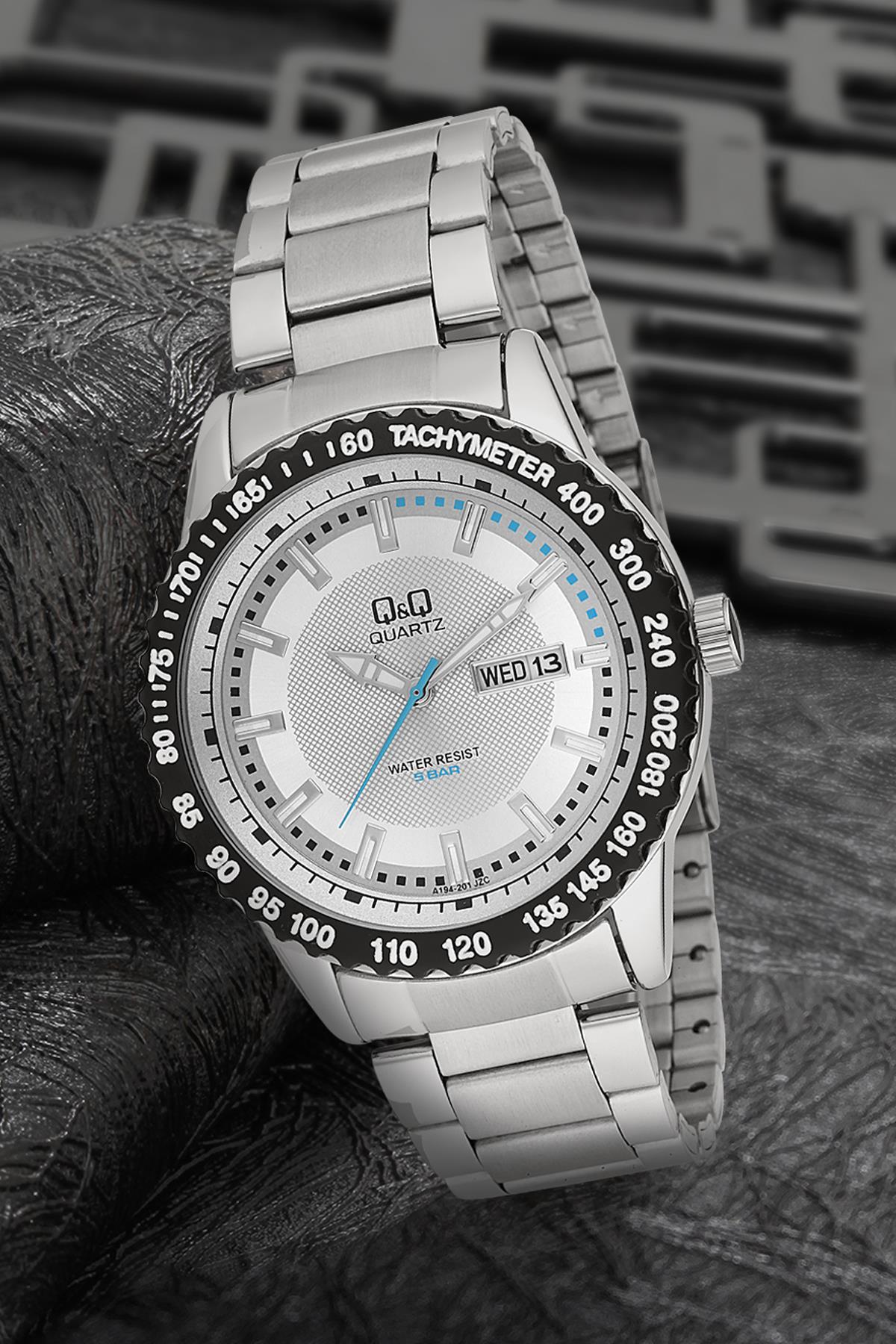 Q&Q 3F122 Takvimli 42 mm Metal Kordon Analog Erkek Kol Saati