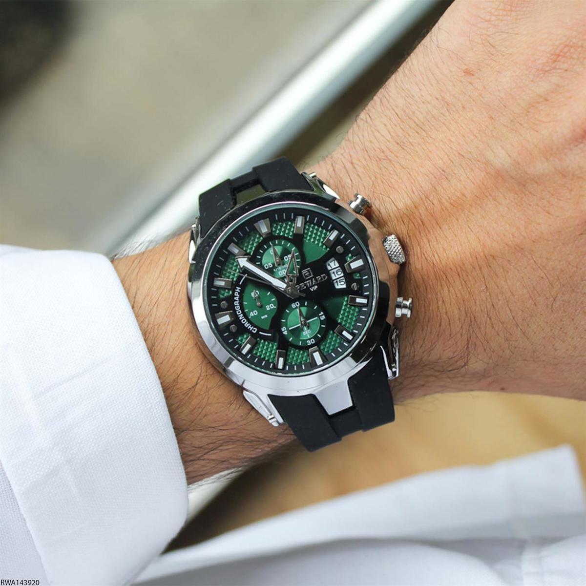 Reward RWA143920 Takvimli 48 mm Siyah Silikon Kordon Analog Erkek Kol Saati