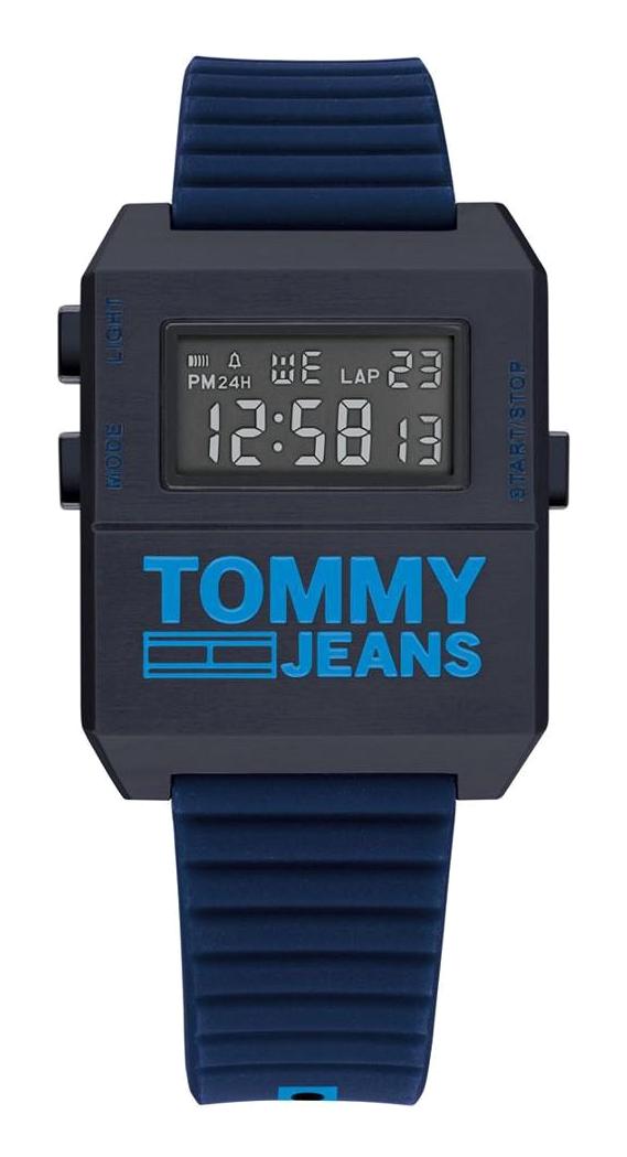 Tommy Hilfiger TH1791677 Takvimli 45 mm Lacivert Silikon Kordon Dijital Erkek Kol Saati