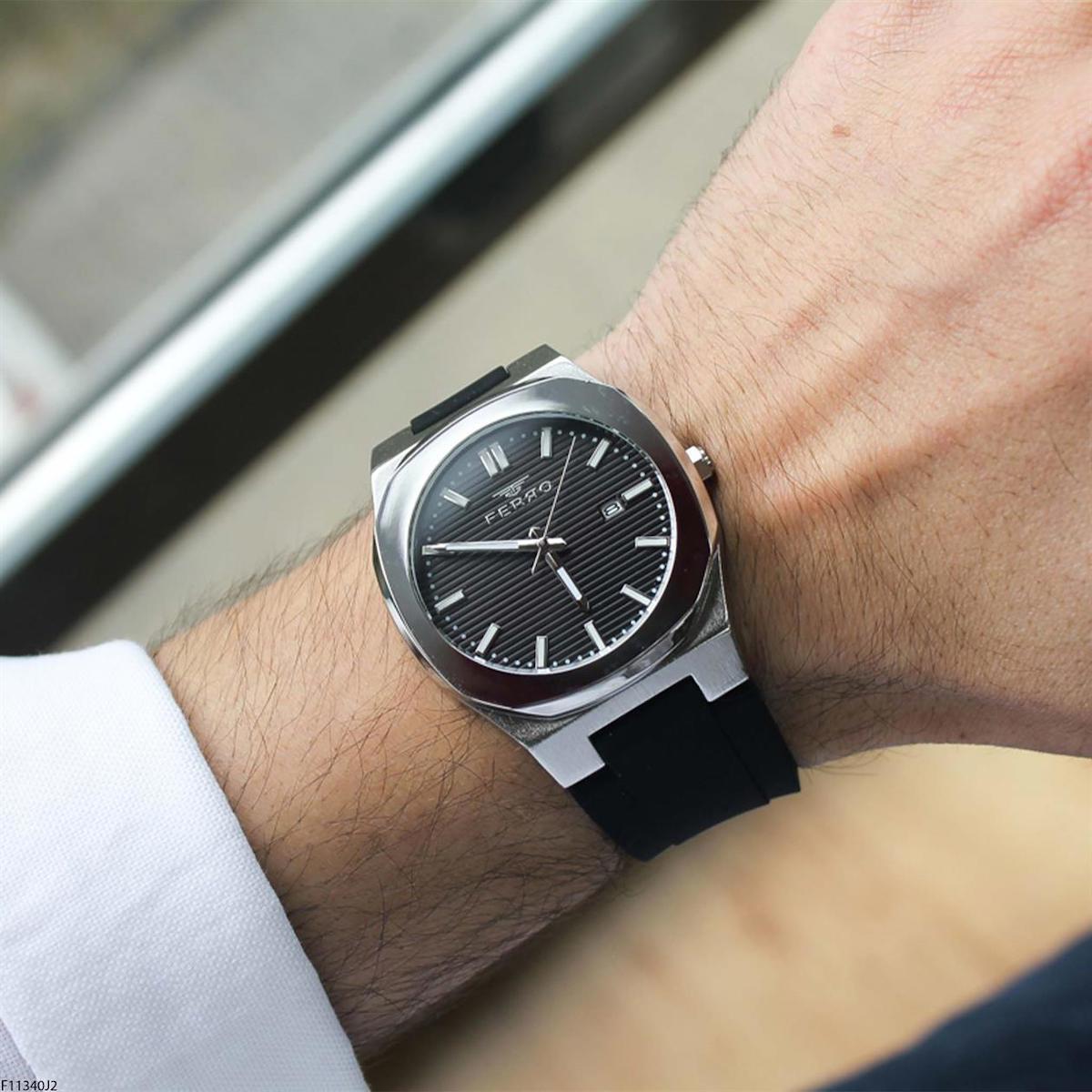 Ferro F11340J2 Takvimli 41 mm Siyah Silikon Kordon Analog Erkek Kol Saati