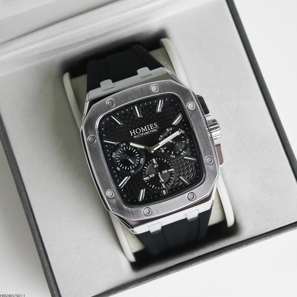 Homies HM24057S01-1 Pusulalı Takvimli Siyah Silikon Kordon Analog Erkek Kol Saati