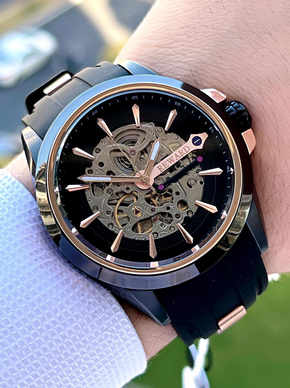 Reward EA.144604 46 mm Siyah Silikon Kordon Analog Erkek Kol Saati