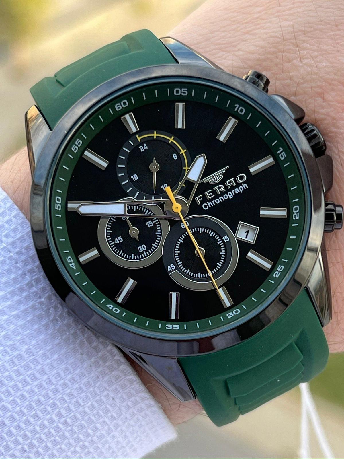 Ferro EF31359-ZJ Su Geçirmez Takvimli 44 mm Yeşil Silikon Kordon Analog Erkek Kol Saati