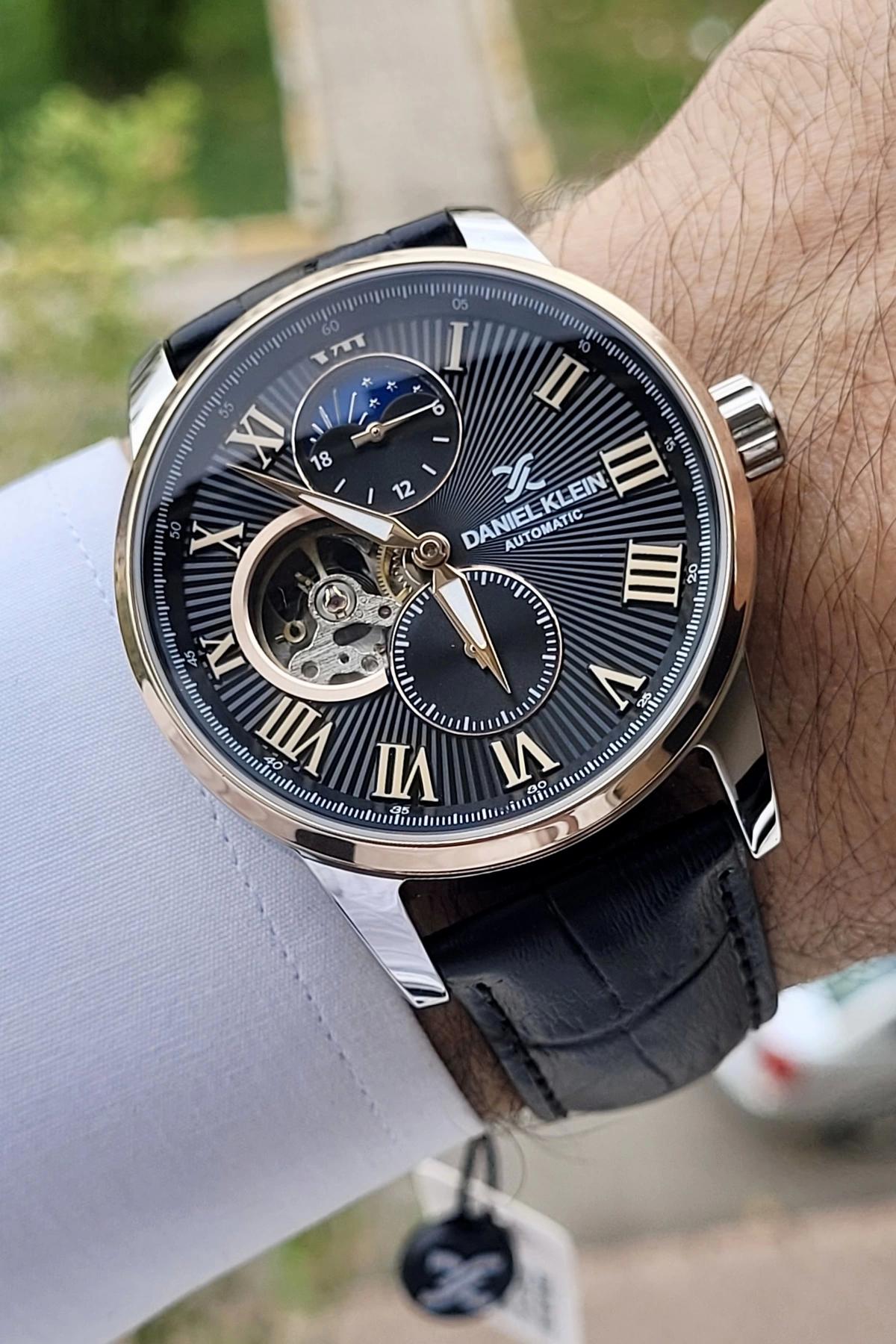Daniel Klein DKISTE827 Takvimli 42 mm Siyah Deri Kordon Analog Erkek Kol Saati