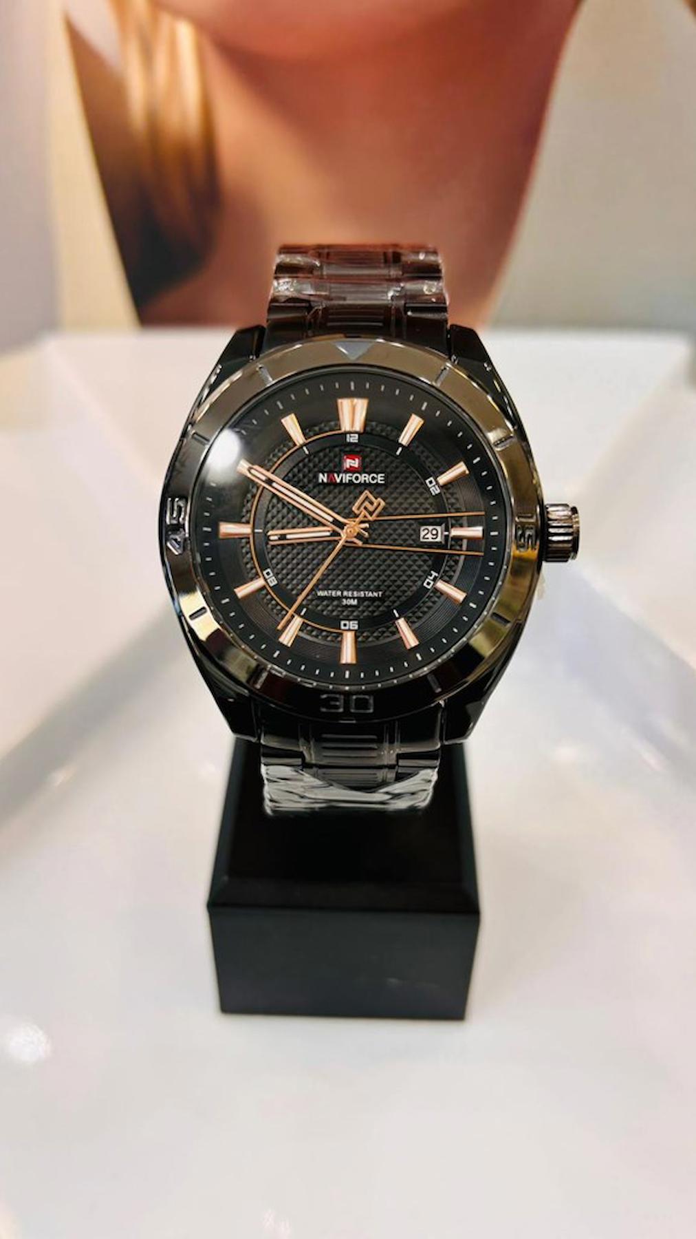 Naviforce NF9210 221023 45 mm Siyah Çelik Kordon Analog Erkek Kol Saati