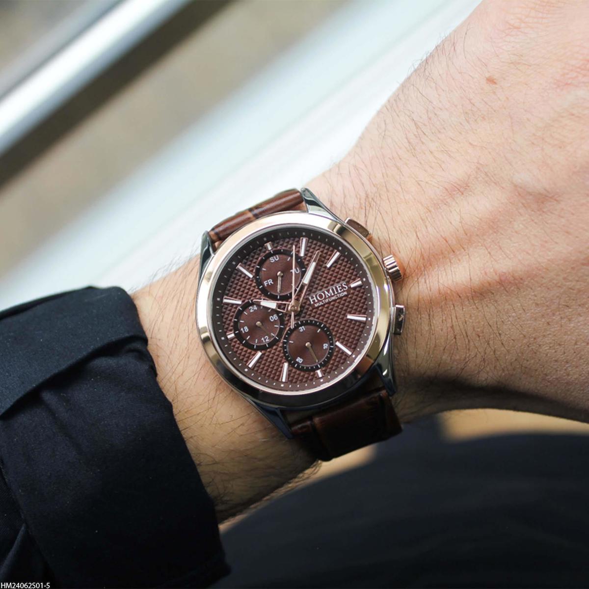 Homies HM24062S01-5 Pusulalı Takvimli 44 mm Kahverengi Deri Kordon Analog Erkek Kol Saati