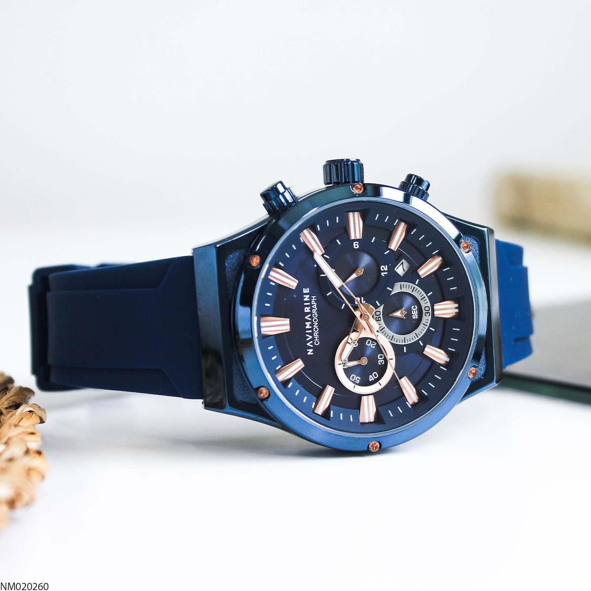 Navimarine NM020260 Takvimli 45 mm Lacivert Silikon Kordon Analog Erkek Kol Saati
