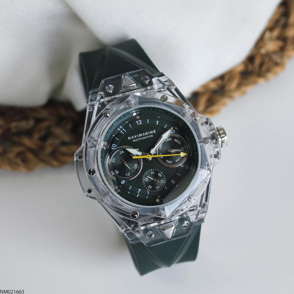 Navimarine NM021663 Takvimli 43 mm Yeşil Silikon Kordon Analog Erkek Kol Saati