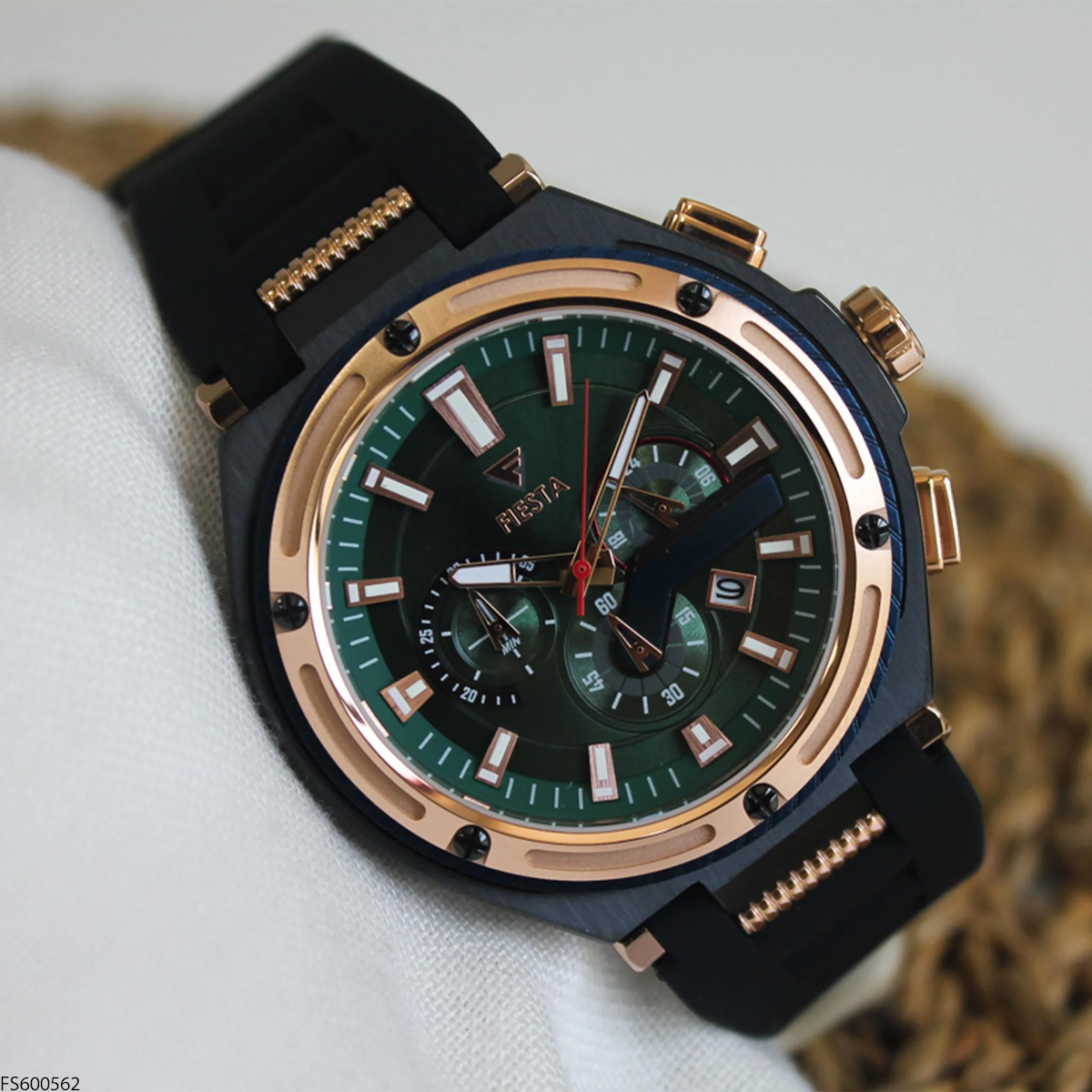 Fiesta FS600562 Takvimli 50 mm Siyah Silikon Kordon Analog Erkek Kol Saati