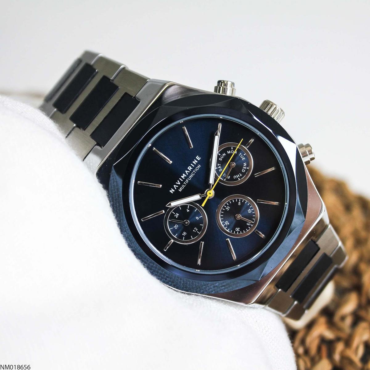 Navimarine NM018656 Takvimli 45 mm Çelik Kordon Analog Erkek Kol Saati