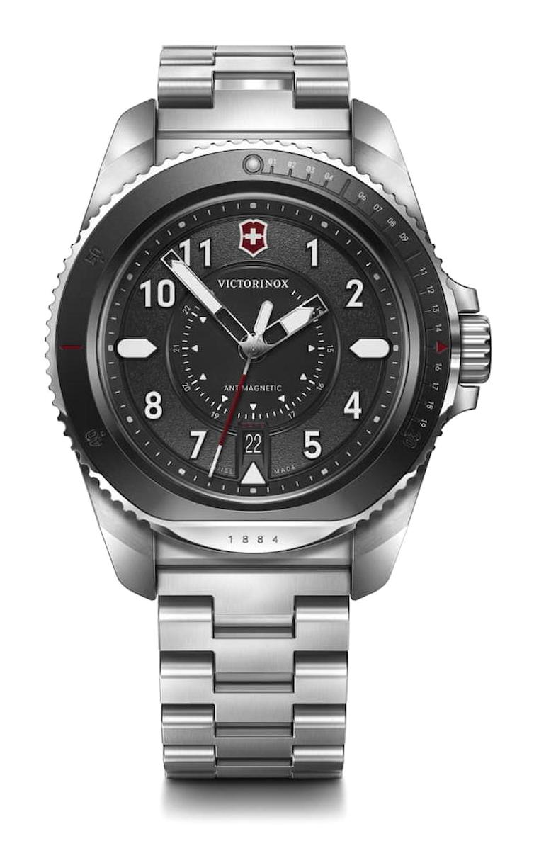 Victorinox Journey 242009 Pusulalı Takvimli 43 mm Çelik Kordon Analog Kol Saati