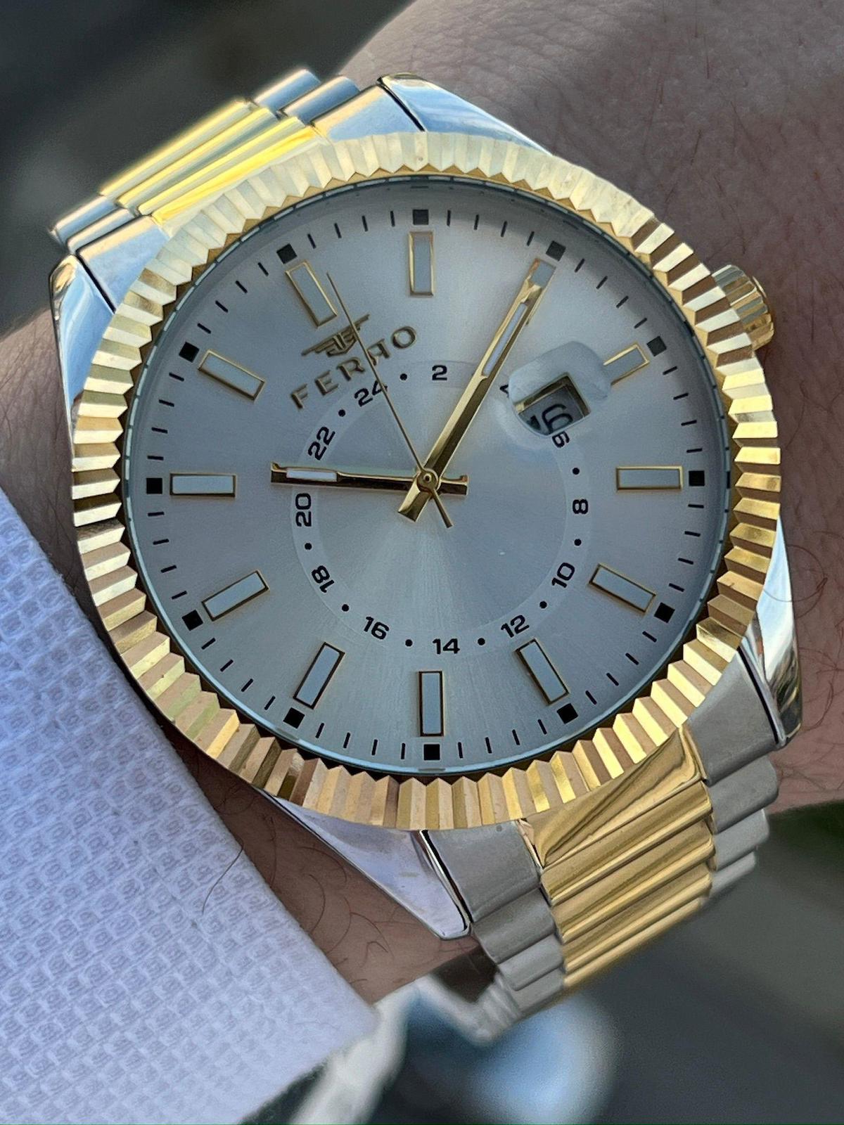 Ferro EFM1128-D Su Geçirmez Takvimli 44 mm Altın-Çelik Kordon Analog Erkek Kol Saati