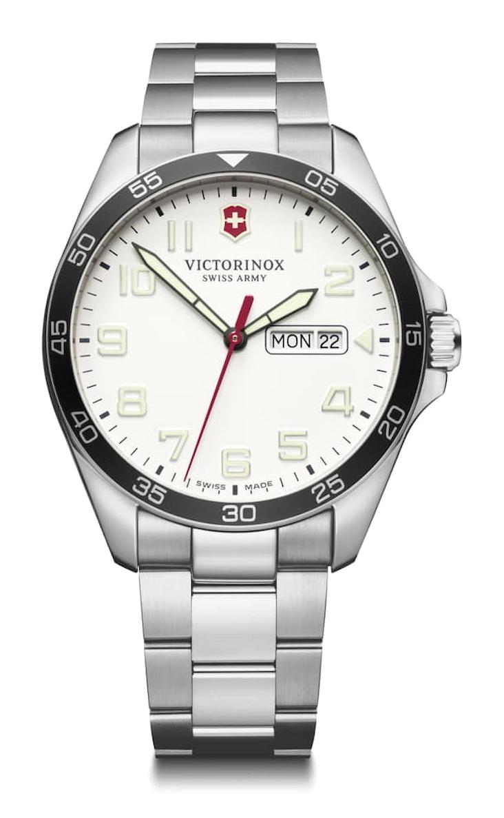 Victorinox Swiss Army 241850 Pusulalı Takvimli 42 mm Çelik Kordon Analog Kol Saati