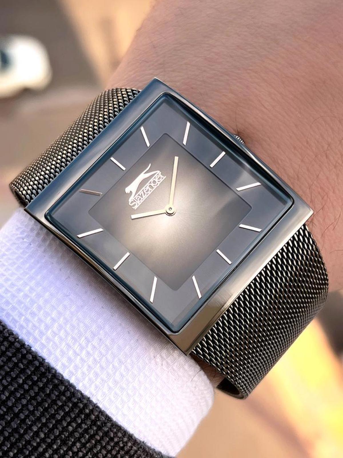 Slazenger SL.09.2209.1.05 46-50 mm Siyah Çelik Kordon Analog Erkek Kol Saati