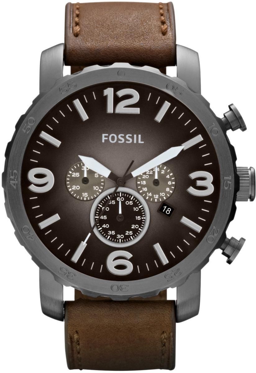 Fossil FJR1424 Takvimli 50 mm Kahverengi Deri Kordon Analog Erkek Kol Saati