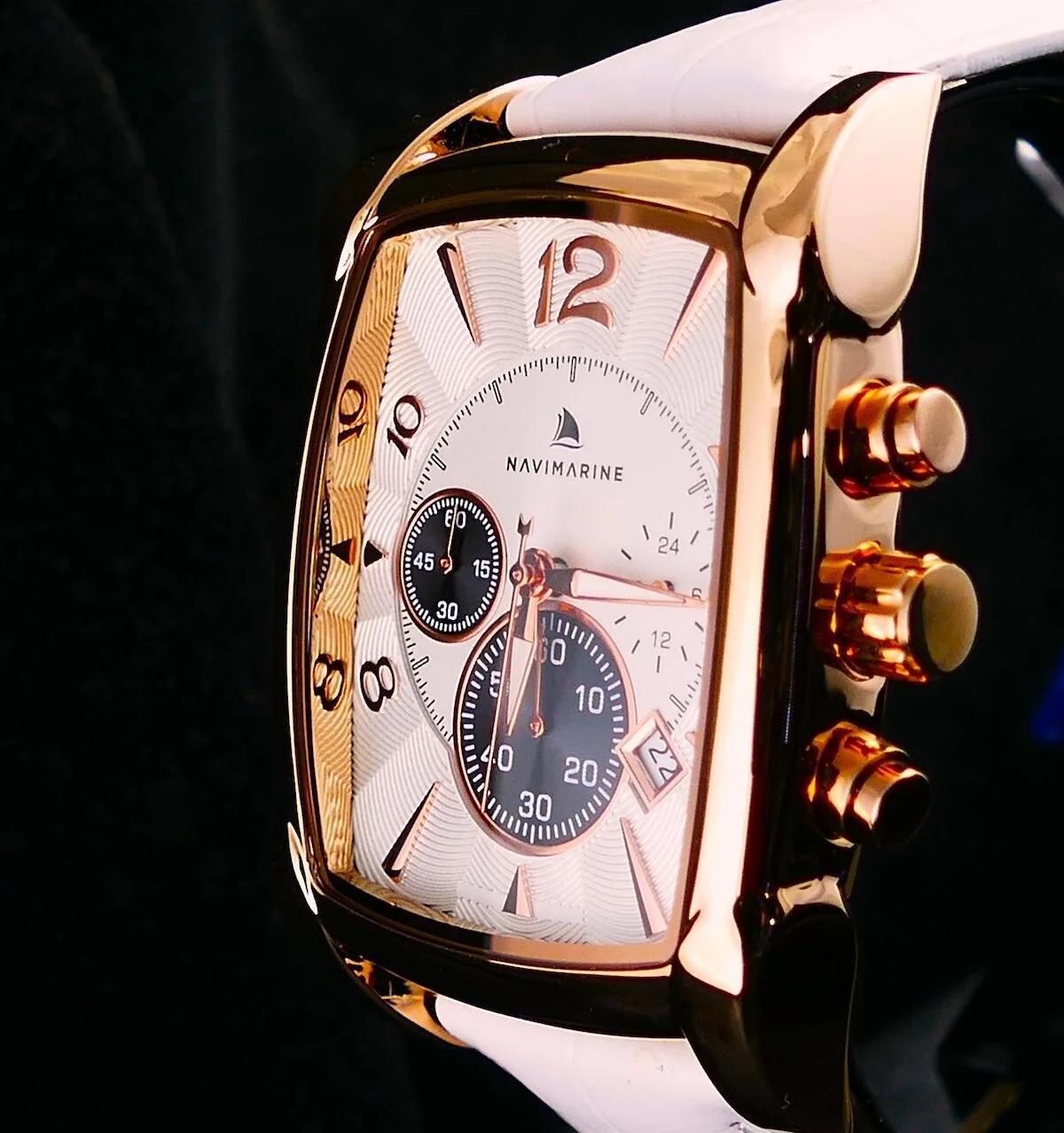 Navimarine AZSE001 Takvimli 44 mm Pembe Deri Kordon Analog Kol Saati