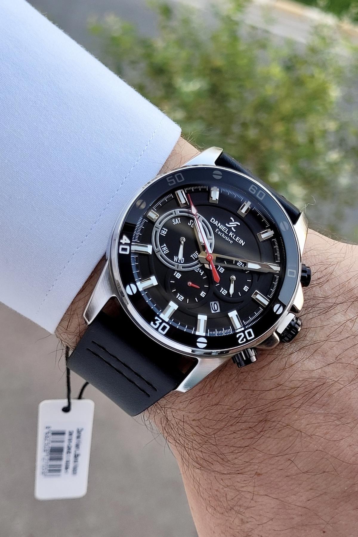 Daniel Klein DKISTE259 Takvimli 42 mm Siyah Deri Kordon Analog Erkek Kol Saati
