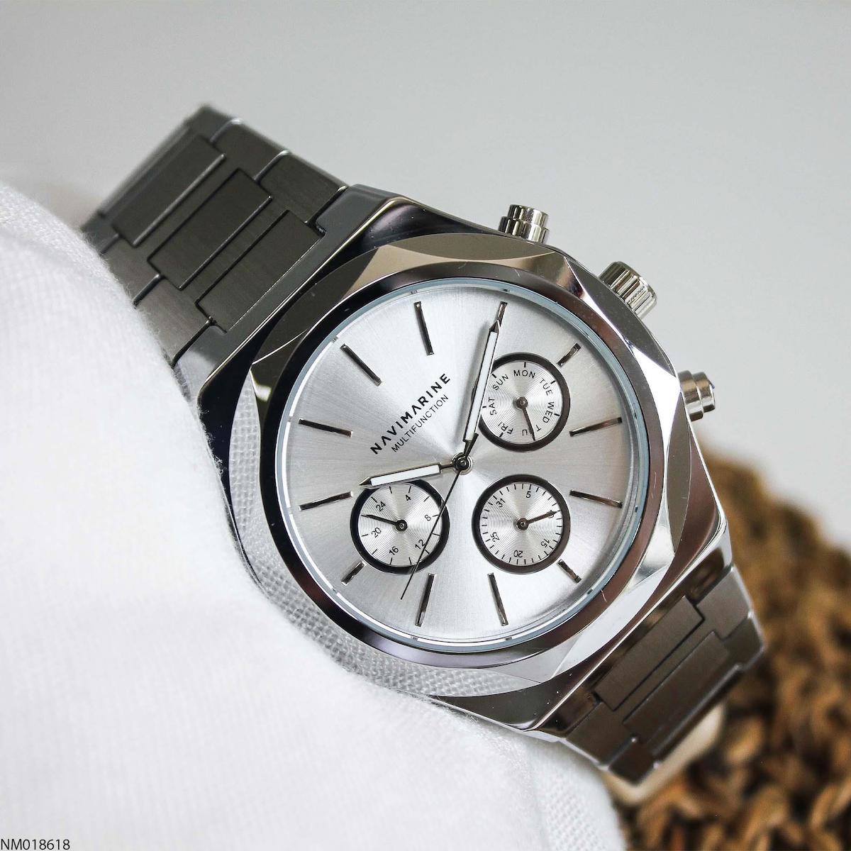 Navimarine NM018618 Takvimli 45 mm Çelik Kordon Analog Erkek Kol Saati