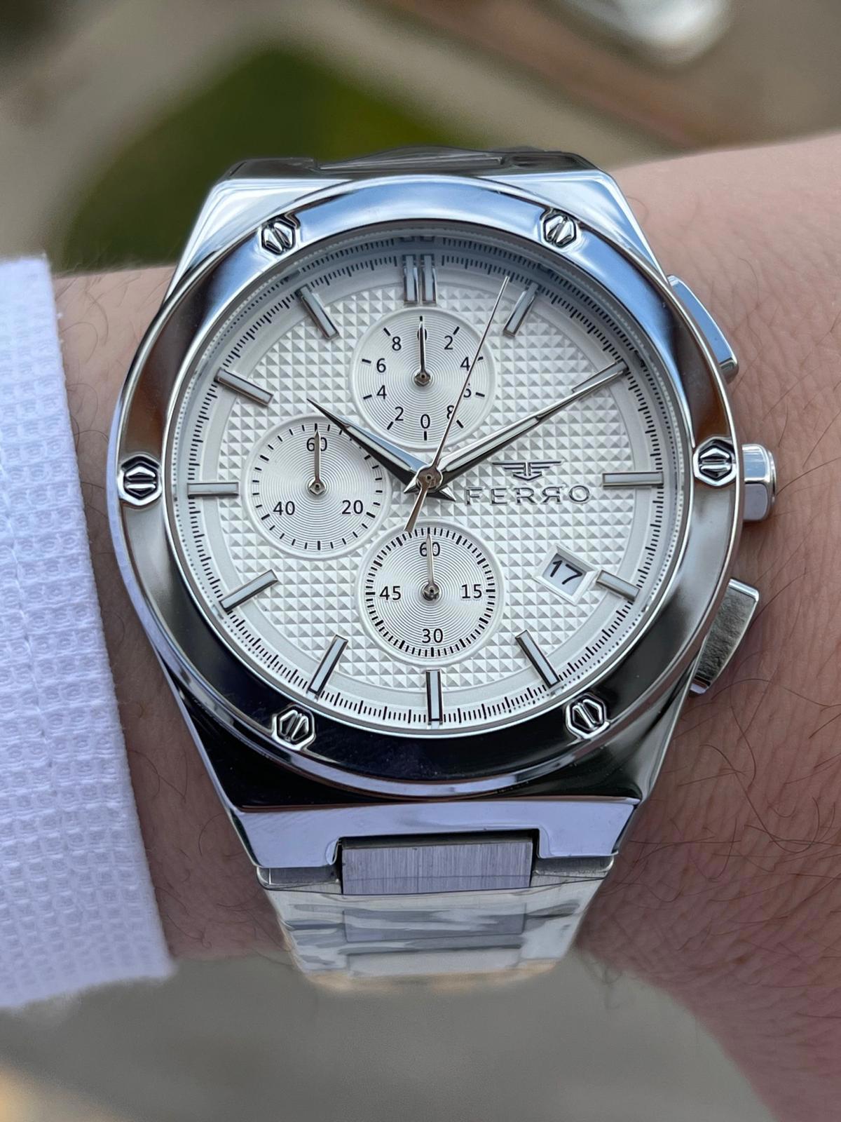 Ferro EFM41102A-A Su Geçirmez Takvimli 44 mm Çelik Kordon Analog Erkek Kol Saati