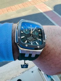 Quantum HNG1033.375 Takvimli 44 mm Yeşil Silikon Kordon Analog Erkek Kol Saati