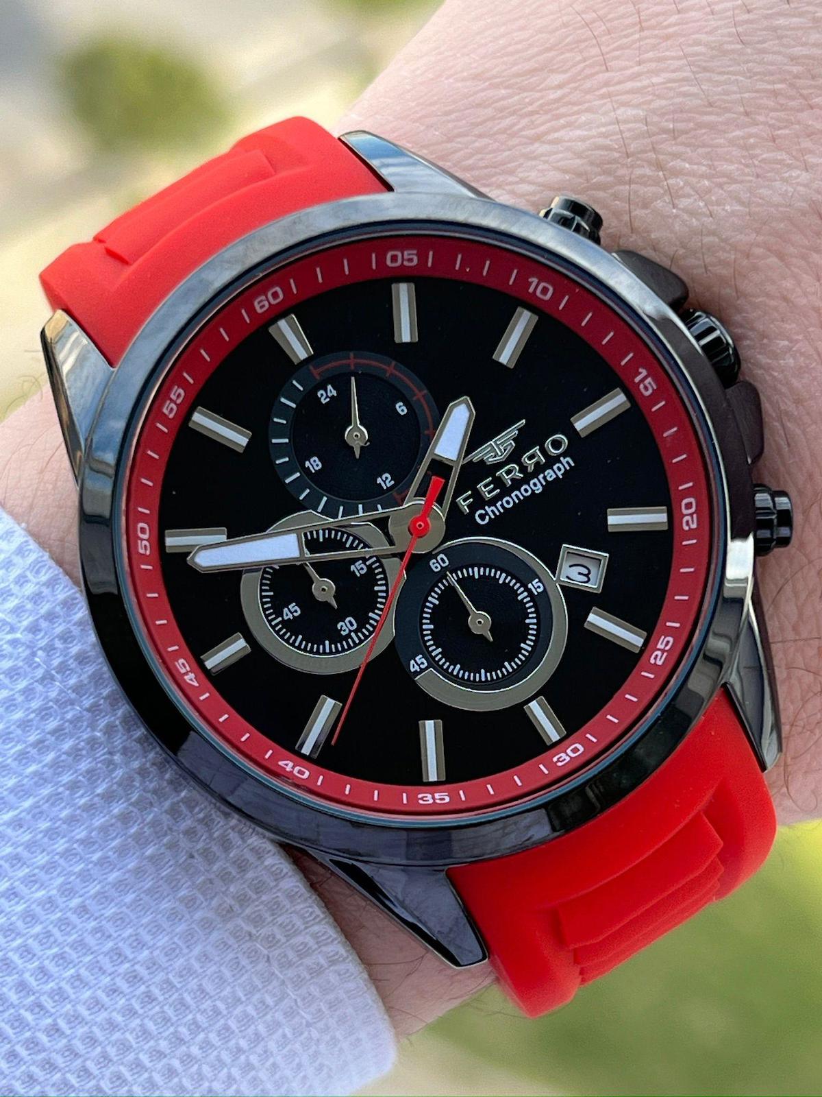 Ferro EF31359-ZK Su Geçirmez Takvimli 44 mm Kırmızı Silikon Kordon Analog Erkek Kol Saati