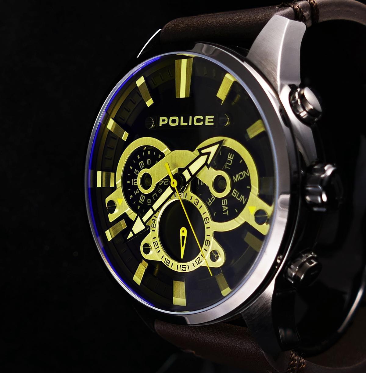 Police PL.14834JBCU-02 Takvimli 45 mm Siyah Deri Kordon Analog Kol Saati