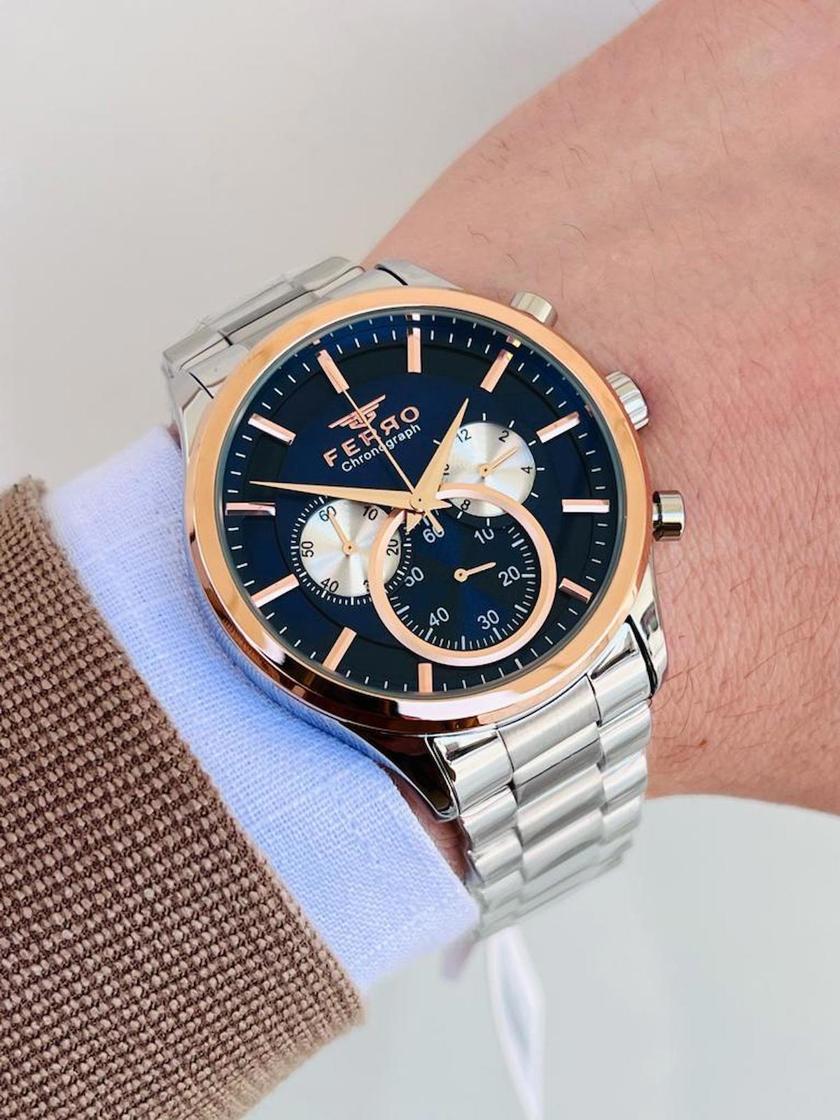 Ferro KM.0417.M Takvimli Gri Silikon Kordon Analog Erkek Kol Saati