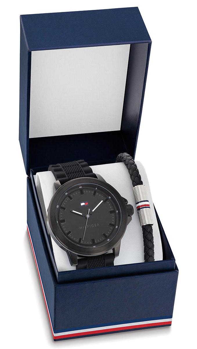 Tommy Hilfiger TH2770151 46 mm Siyah Silikon Kordon Analog Erkek Kol Saati