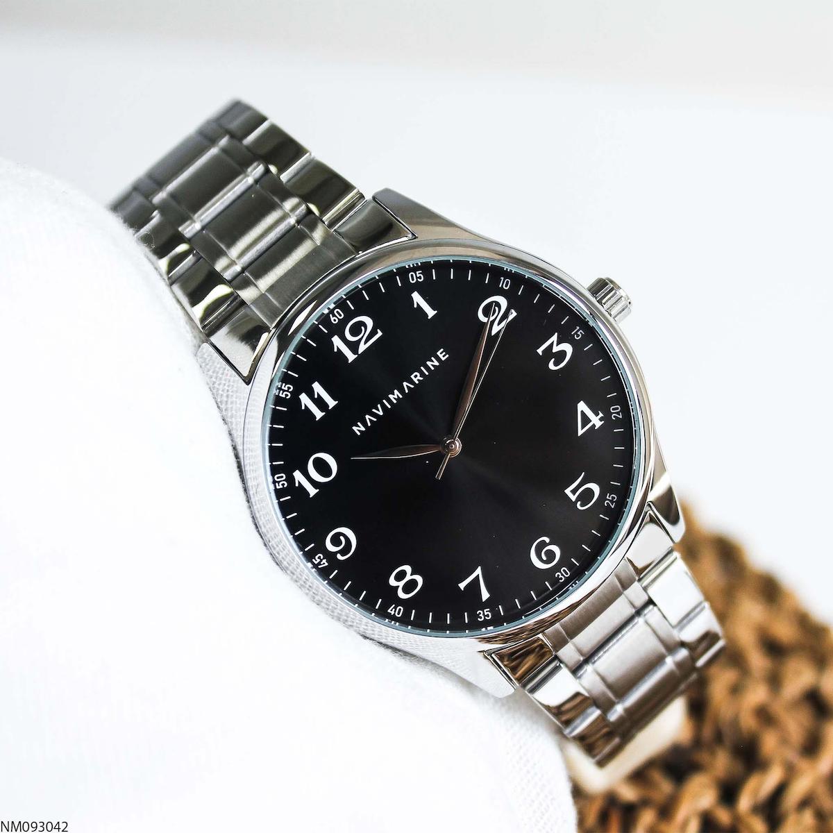 Navimarine NM093042 42 mm Çelik Kordon Analog Erkek Kol Saati