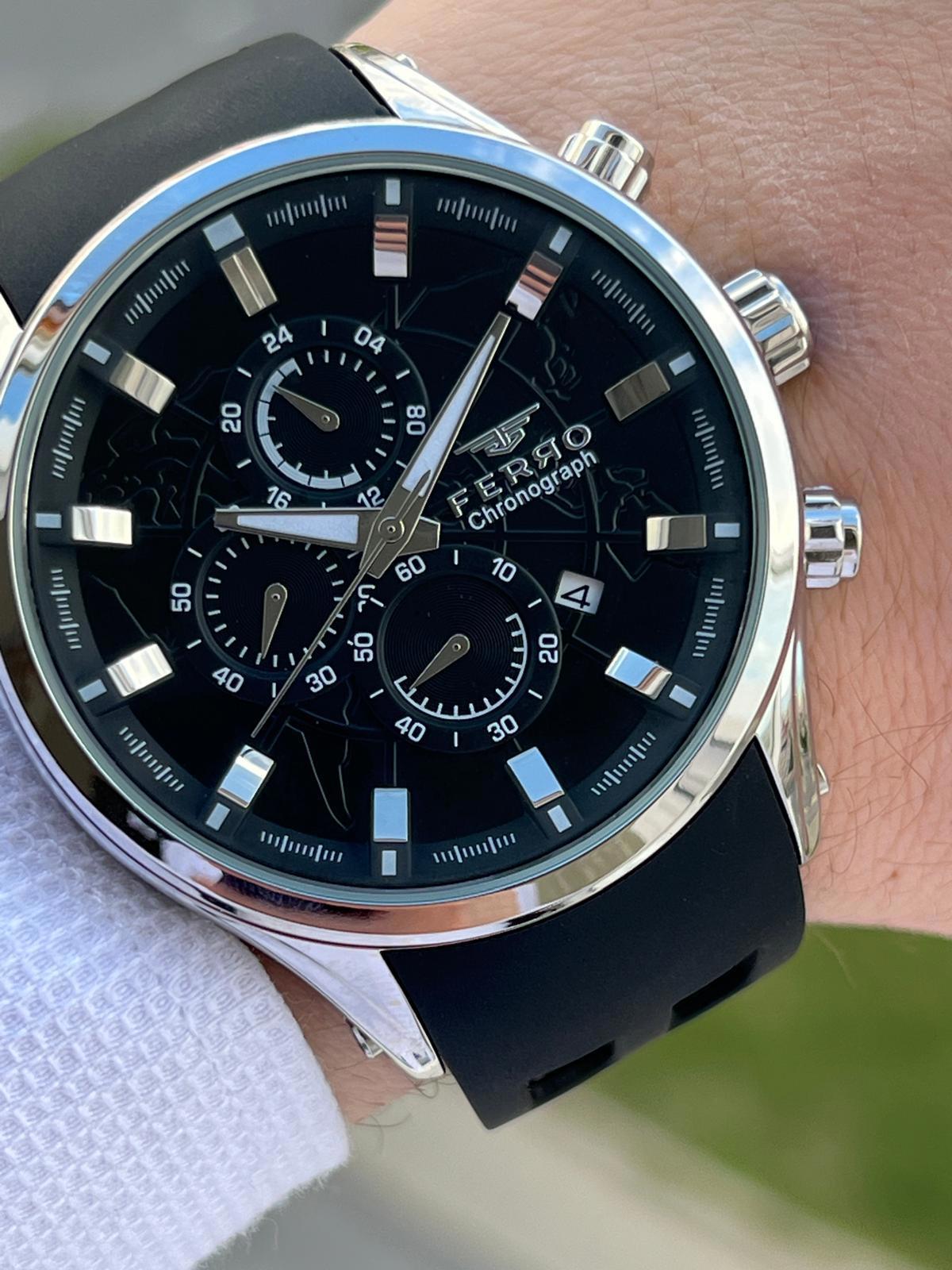 Ferro EFM31354-J2 Su Geçirmez Pusulalı Takvimli 44 mm Siyah Silikon Kordon Analog Erkek Kol Saati