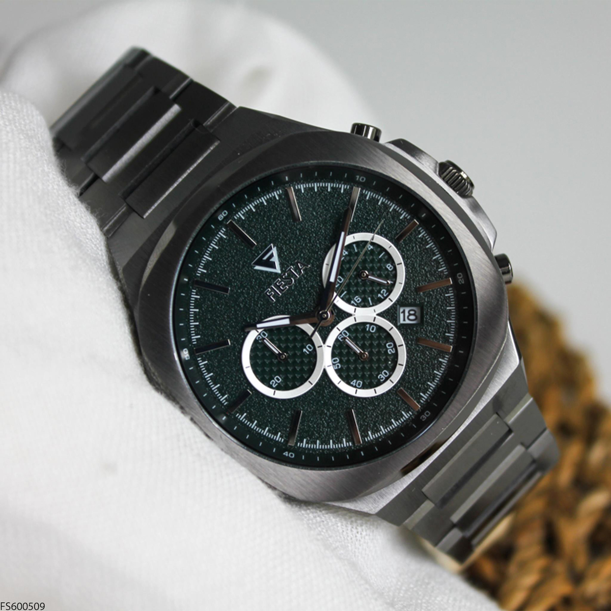 Fiesta FS600509 Takvimli 42 mm Çelik Kordon Analog Erkek Kol Saati