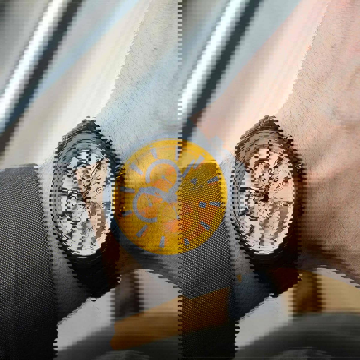 Fiesta FS600349 Takvimli 44 mm Siyah Çelik Kordon Analog Erkek Kol Saati