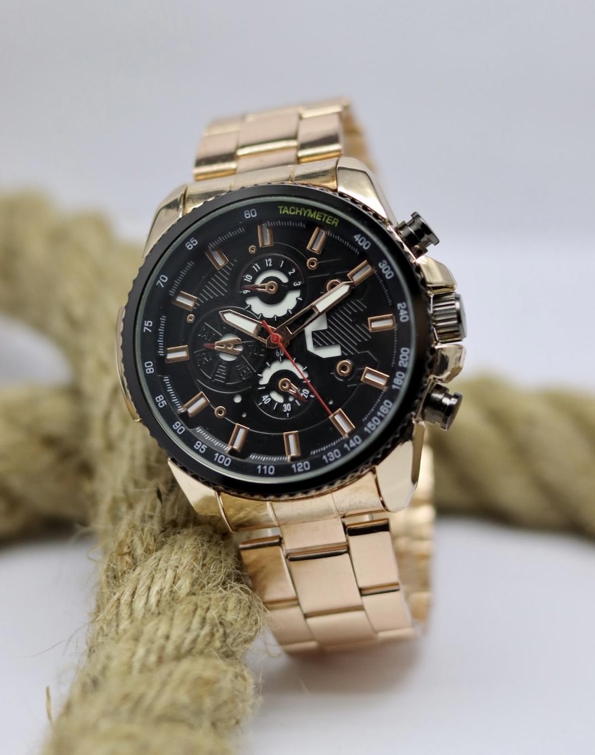 Şahmat MAT-221 Takvimli 44 mm Altın Çelik Kordon Analog Erkek Kol Saati