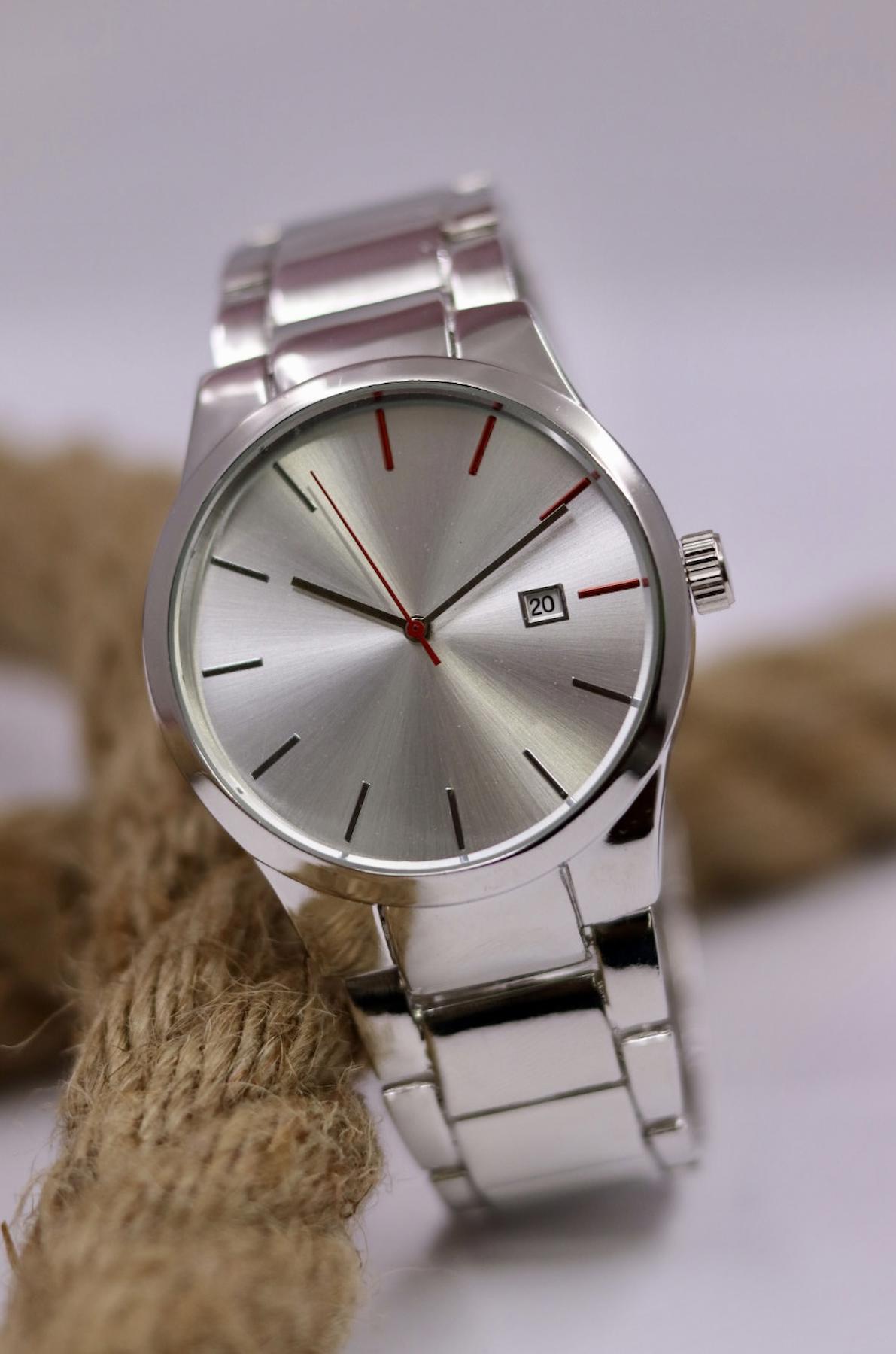 Şahmat MAT-229 Takvimli 45 mm Metal Kordon Analog Erkek Kol Saati