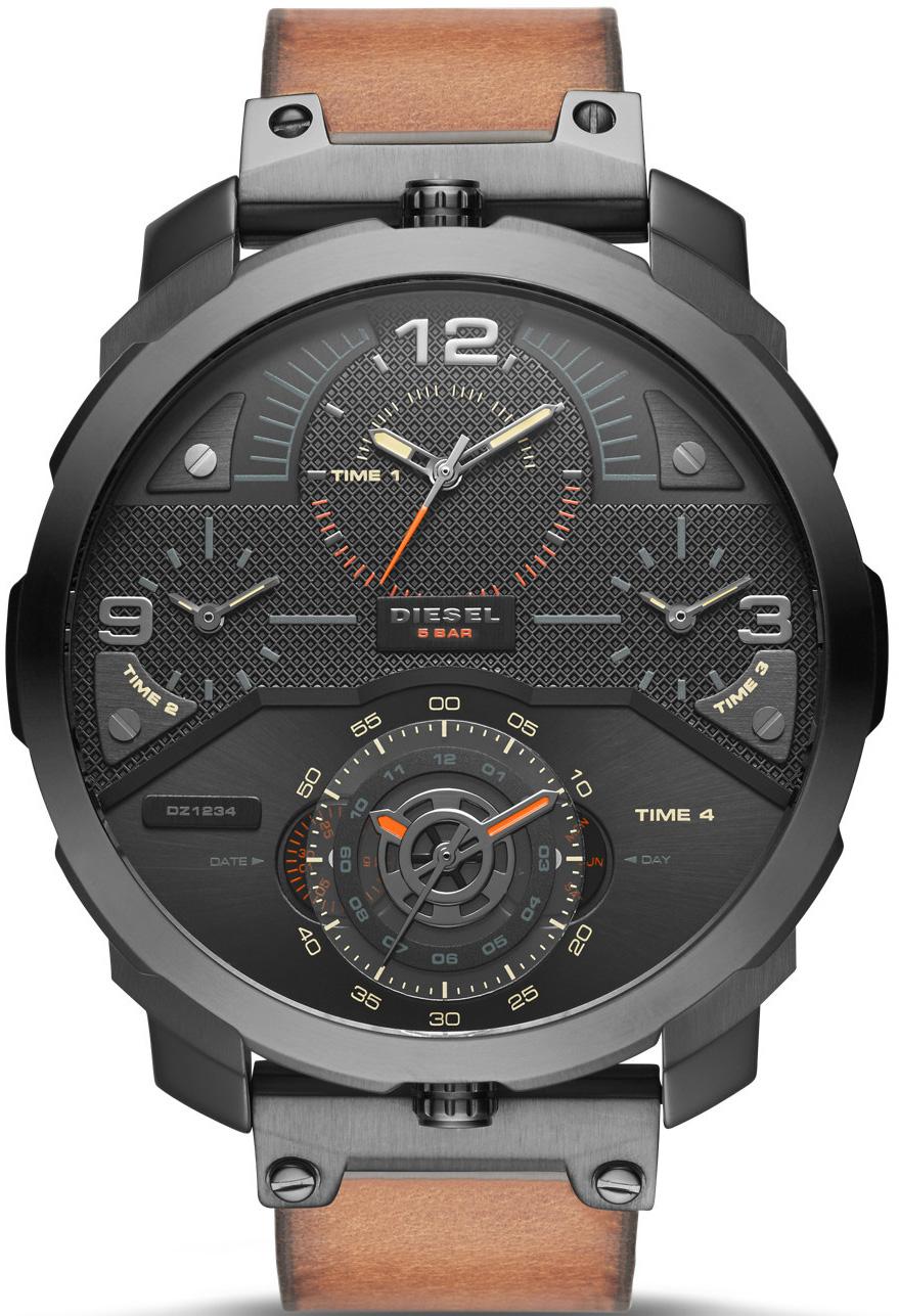 Diesel DZ7359 Takvimli 42 mm Kahverengi Deri Kordon Analog Kol Saati