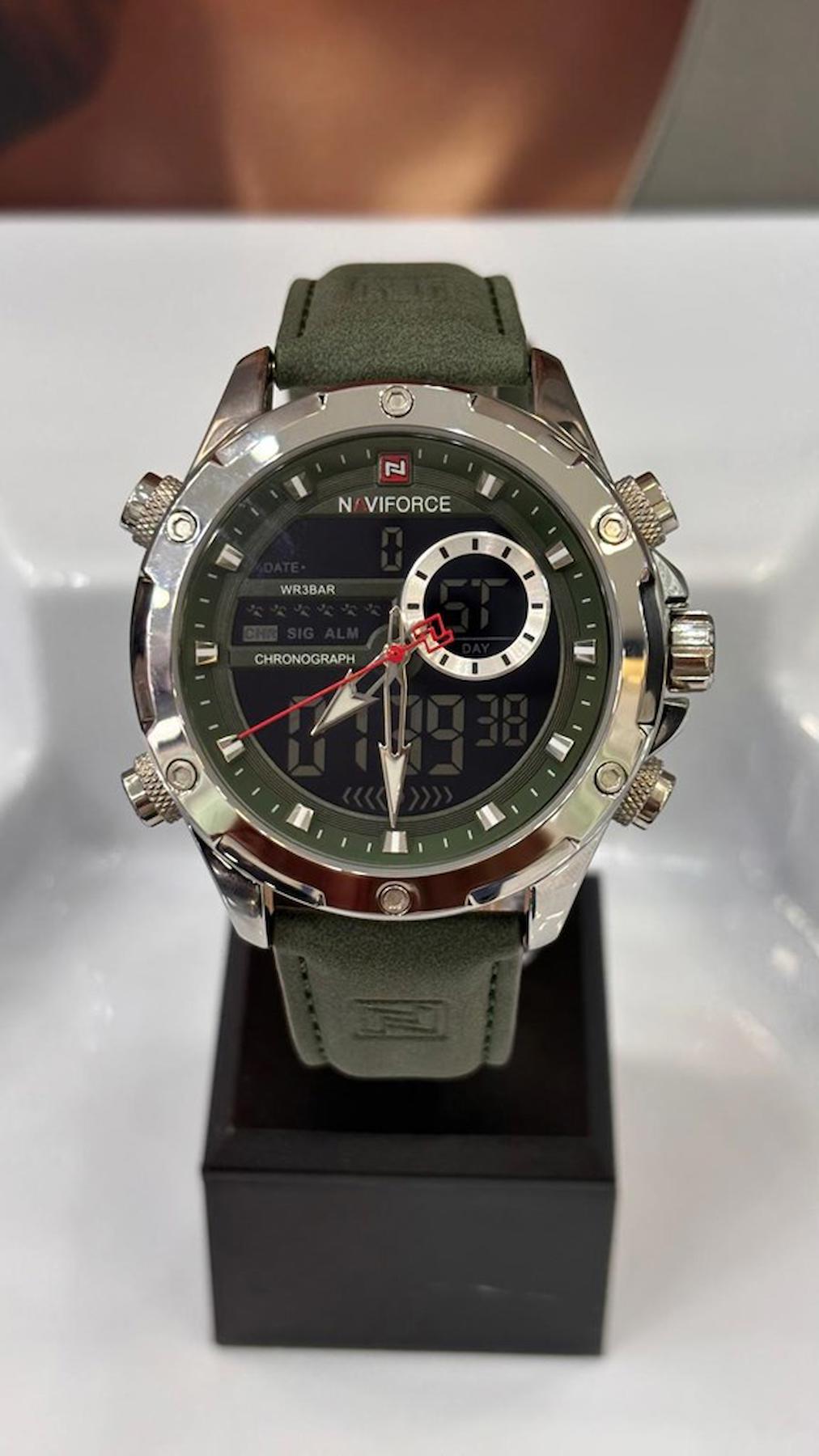 Naviforce NF9208 Takvimli 45 mm Siyah Deri Kordon Analog Erkek Kol Saati