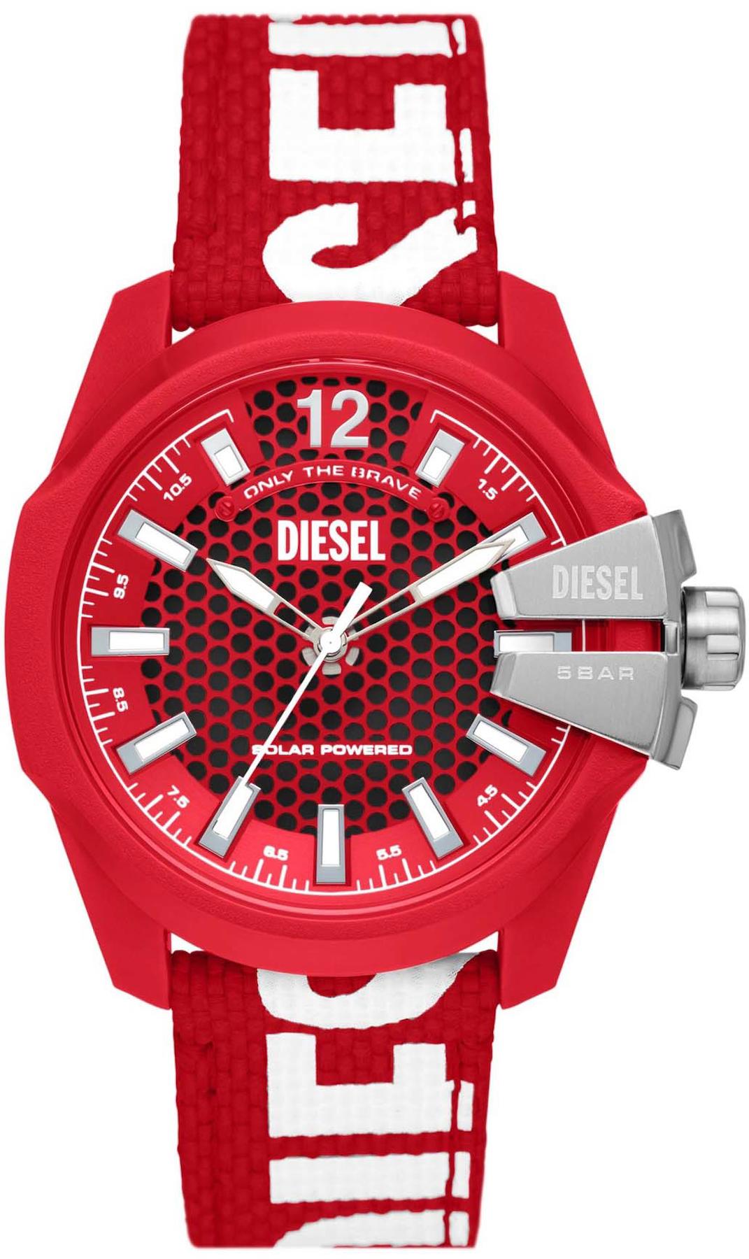 Diesel DZ4619 Takvimli 43 mm Kırmızı Kanvas Kordon Analog Erkek Kol Saati