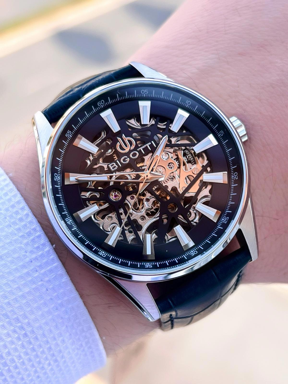 Bigotti BG.1.10595.3 Su Geçirmez 45 mm Siyah Deri Kordon Analog Erkek Kol Saati
