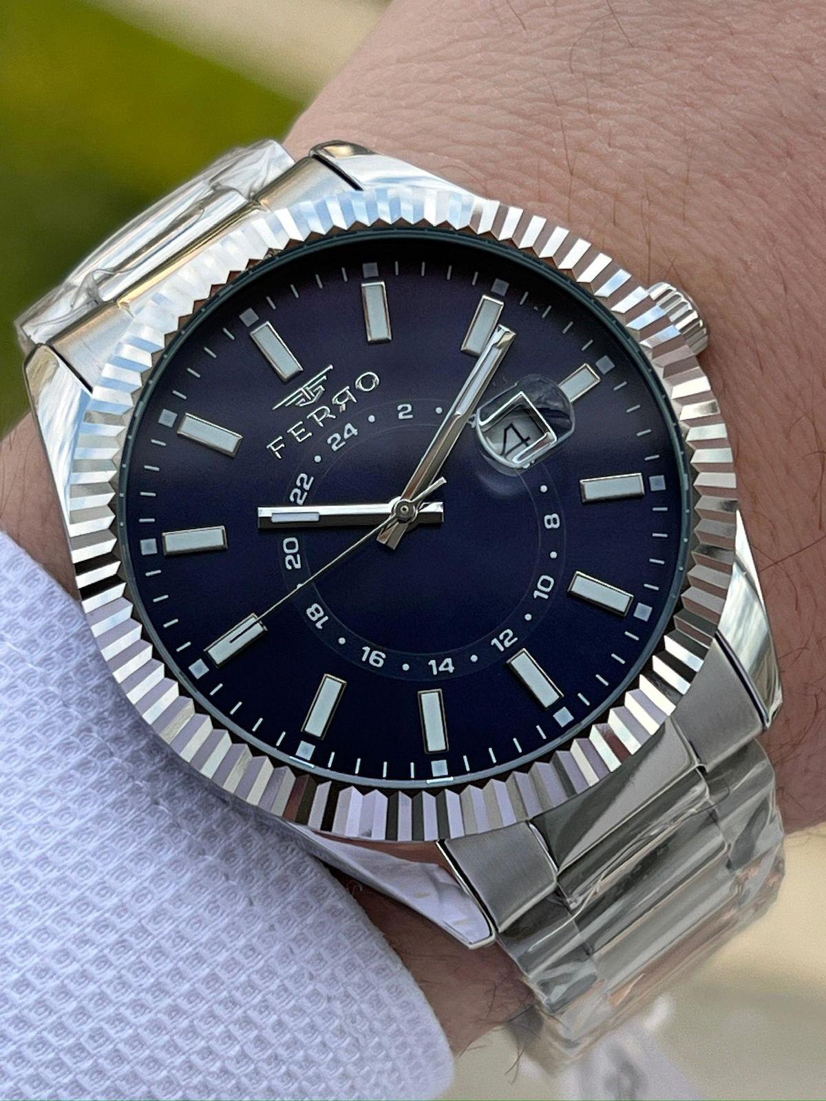 Ferro EFM11288-A3 Su Geçirmez Takvimli 44 mm Çelik Kordon Analog Erkek Kol Saati