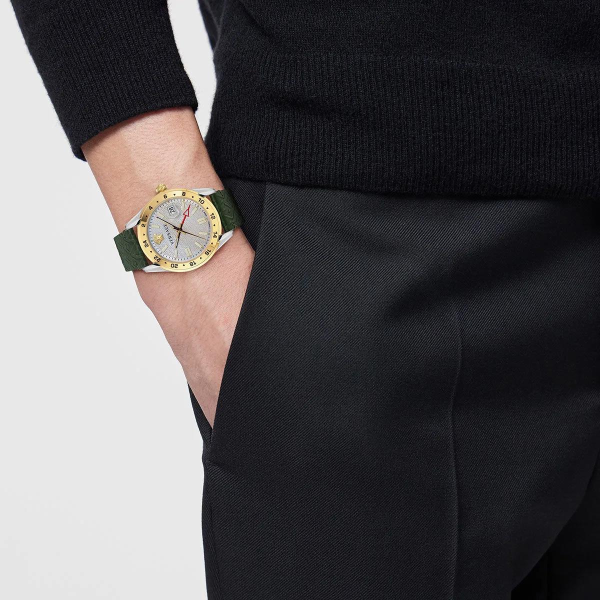 Versace VRSCVE7C00223 Takvimli 41 mm Yeşil Deri Kordon Analog Kol Saati