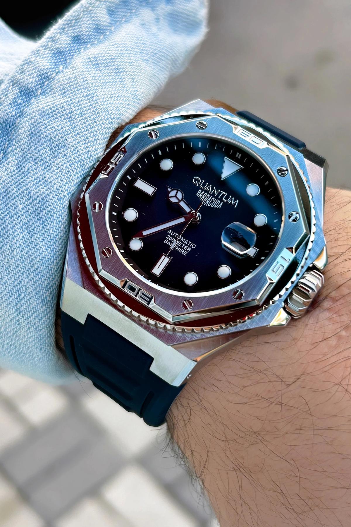 Quantum BAR1091.399 Takvimli 46-50 mm Lacivert Silikon Kordon Analog Erkek Kol Saati
