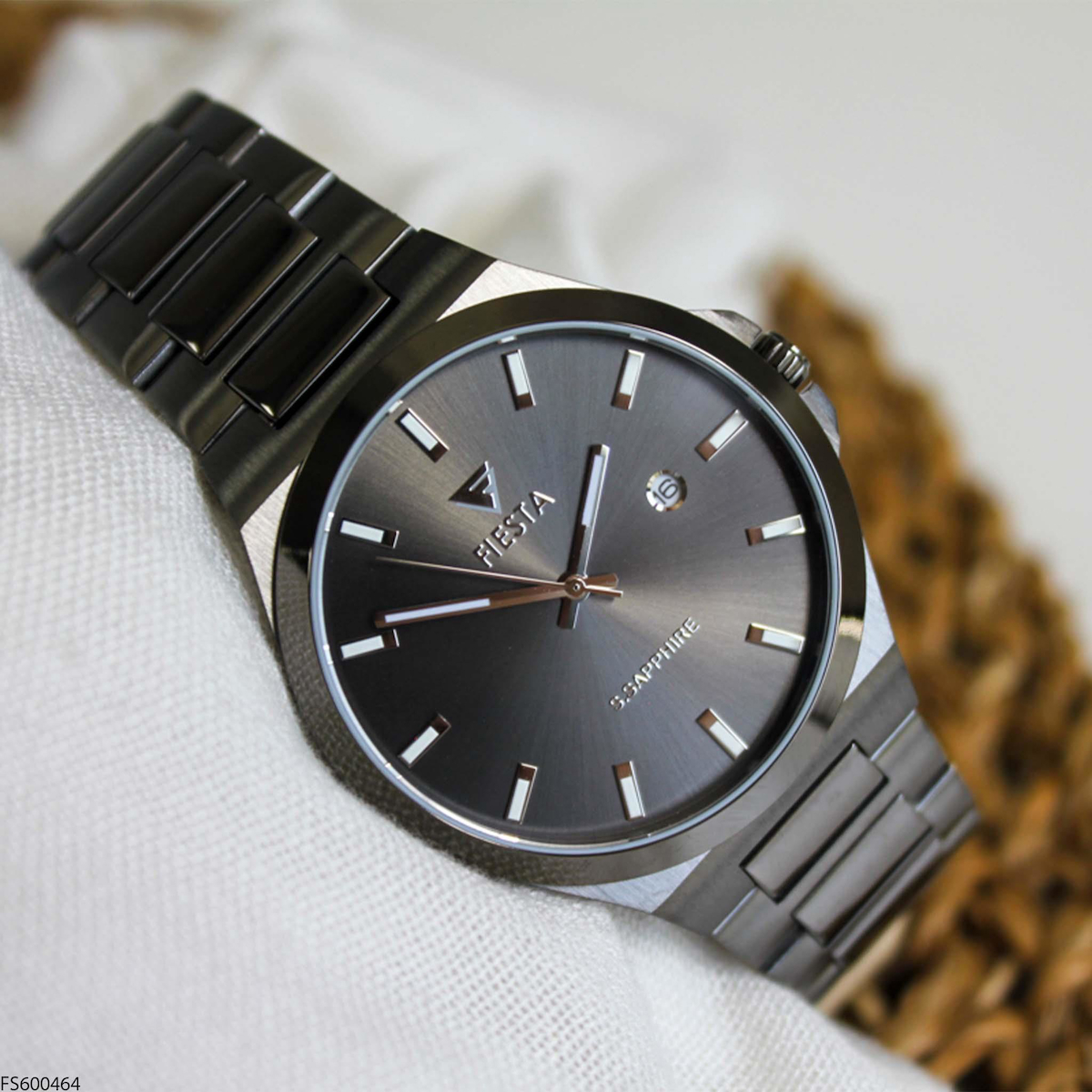 Fiesta FS600464 Takvimli 42 mm Siyah Çelik Kordon Analog Erkek Kol Saati