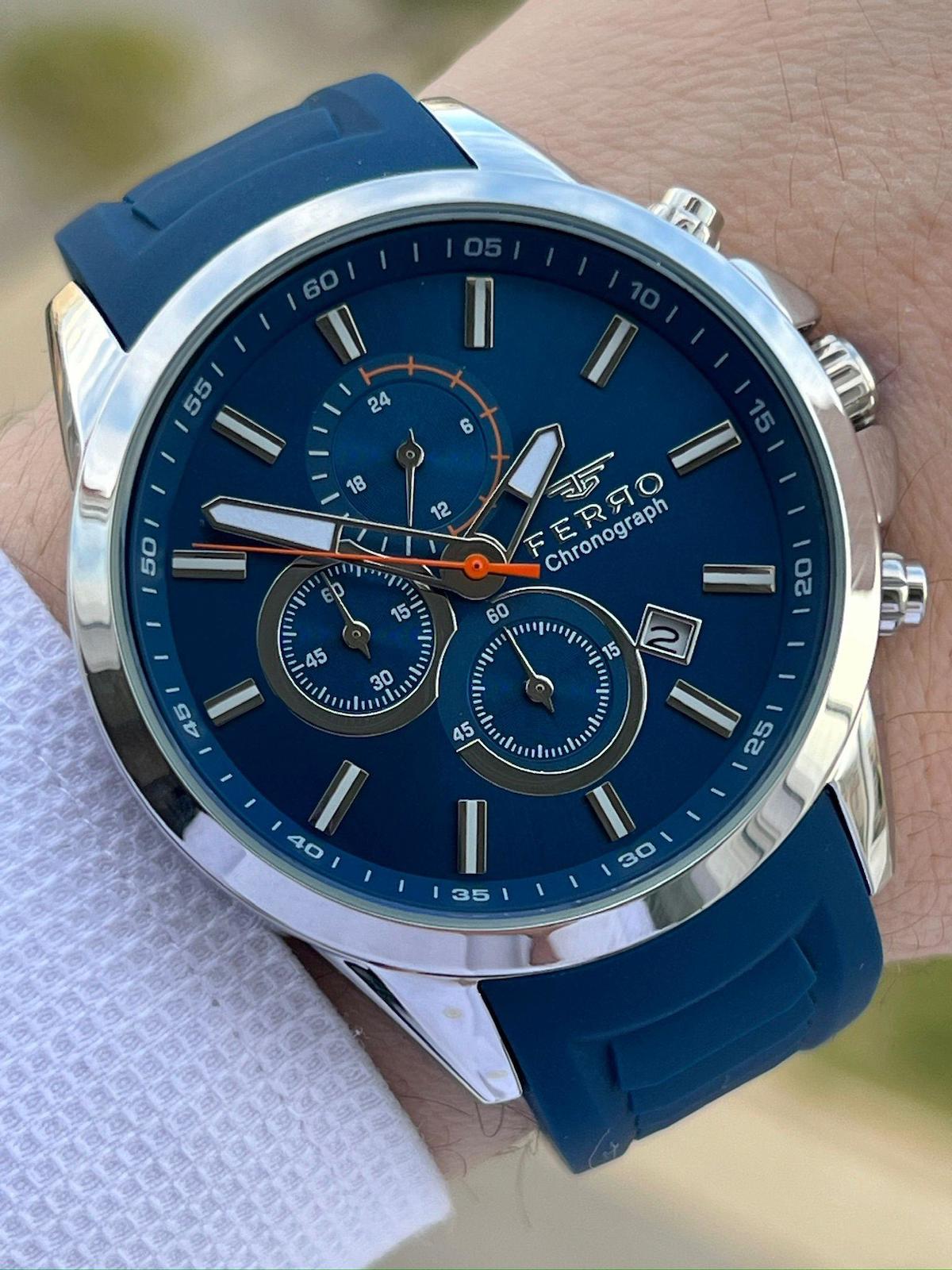 Ferro EF31359-L Su Geçirmez Takvimli 44 mm Lacivert Silikon Kordon Analog Erkek Kol Saati