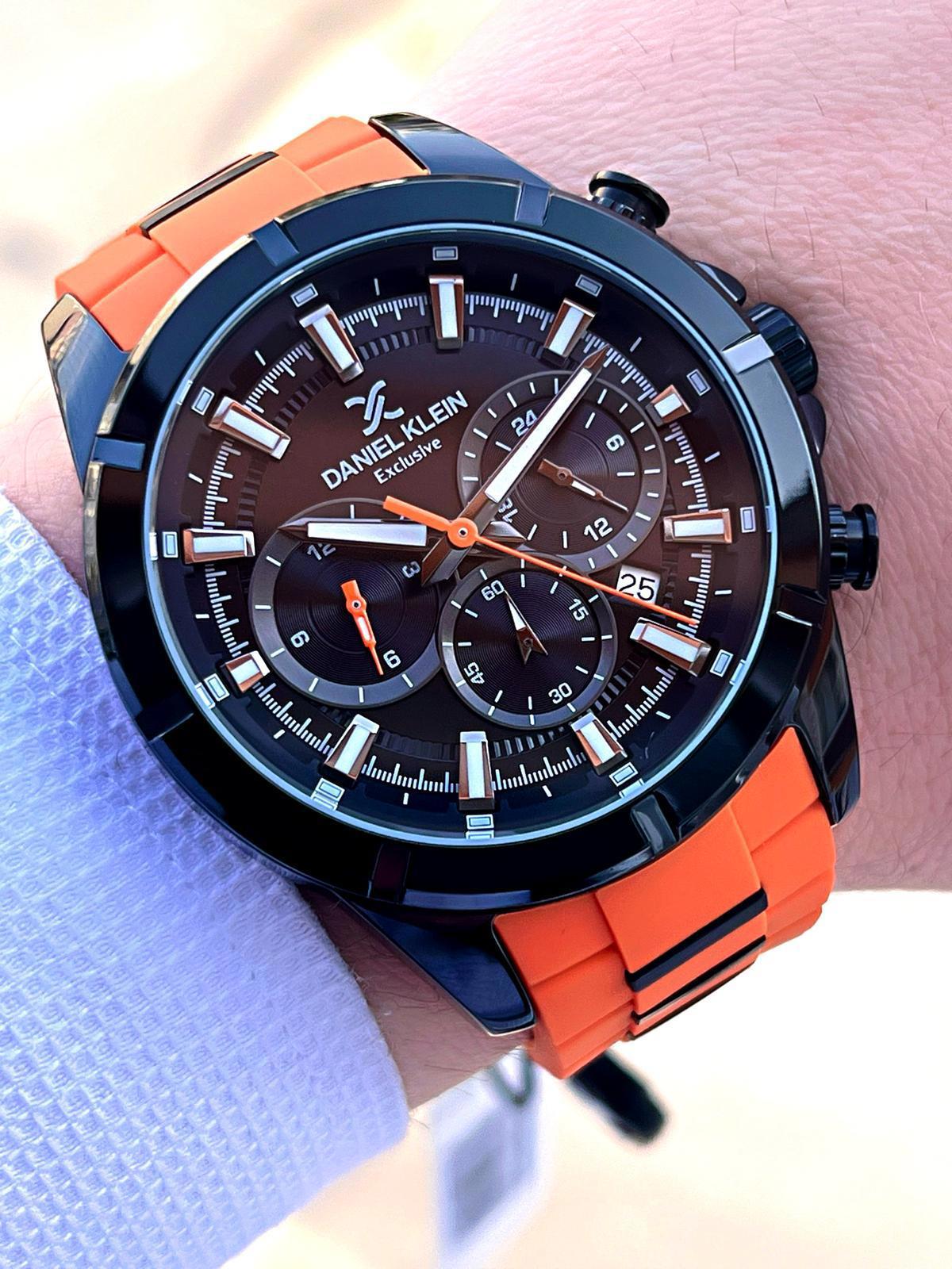Daniel Klein DK.10563.6 Takvimli 42 mm Turuncu Silikon Kordon Analog Erkek Kol Saati
