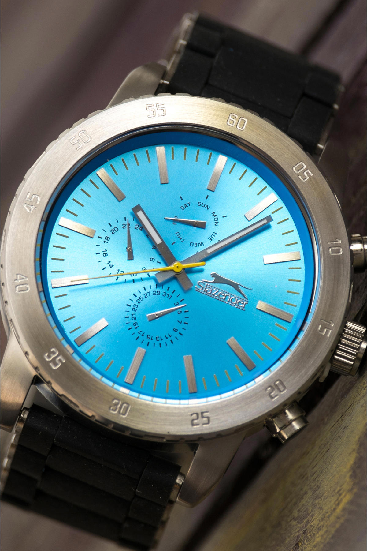 Slazenger SL.1018.09 Takvimli 44 mm Siyah Çelik Kordon Analog Erkek Kol Saati
