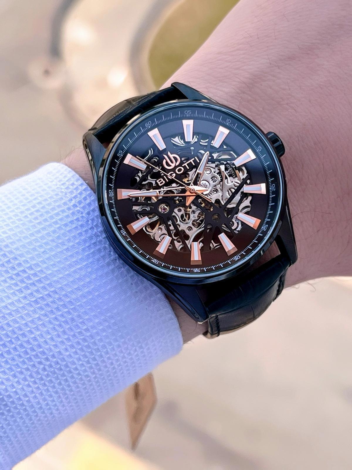 Bigotti BG.1.10595.5 Su Geçirmez 45 mm Siyah Deri Kordon Analog Erkek Kol Saati